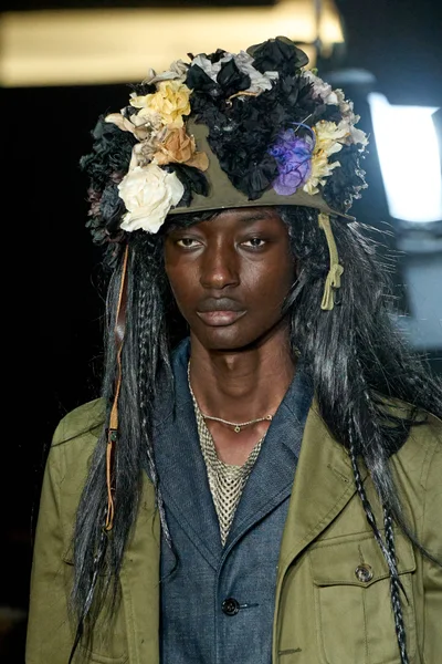 Look 95
